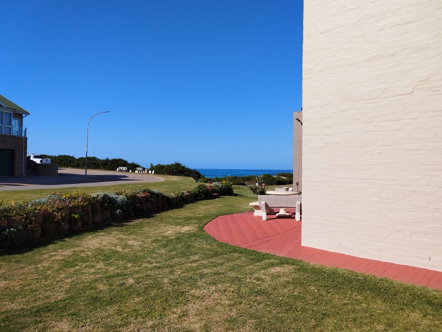 2 Bedroom Property for Sale in Aston Bay Eastern Cape